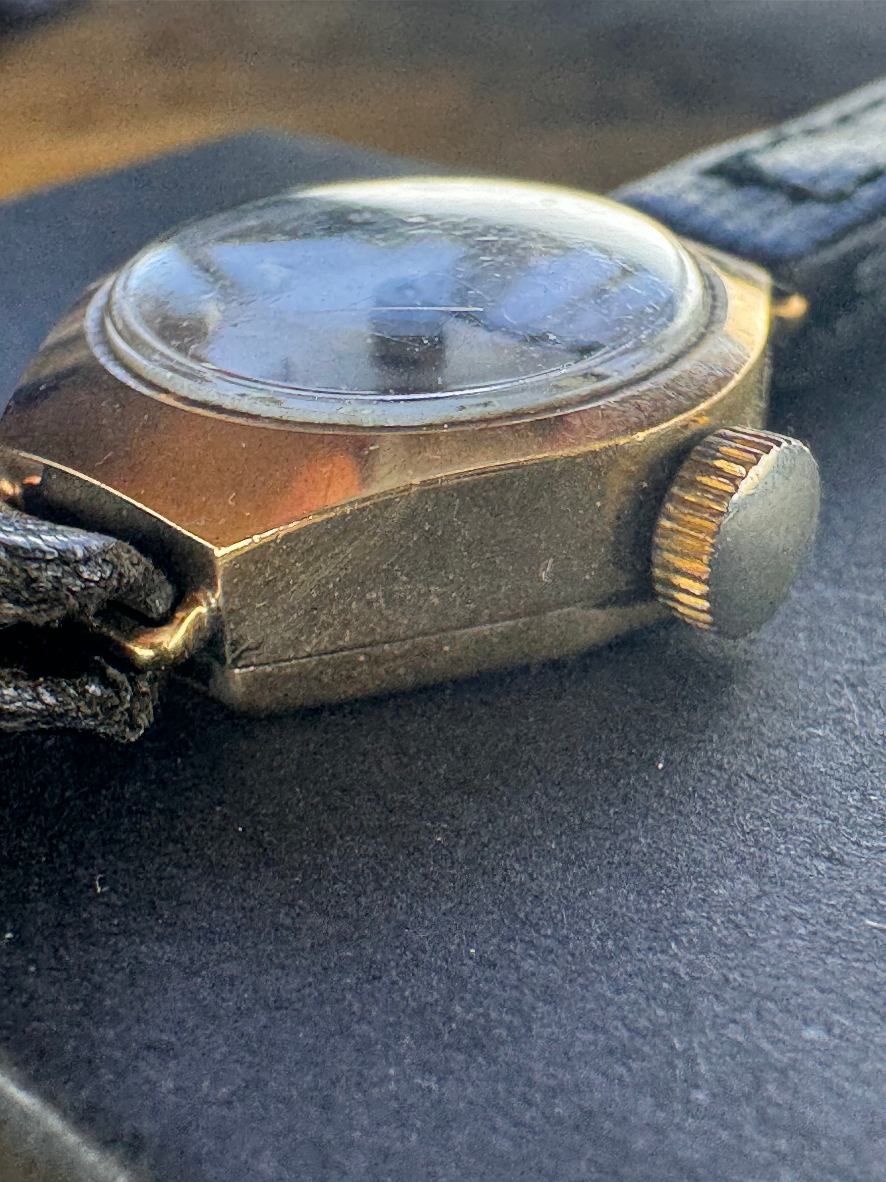 Lida 9ct Yellow Gold Women’s Watch