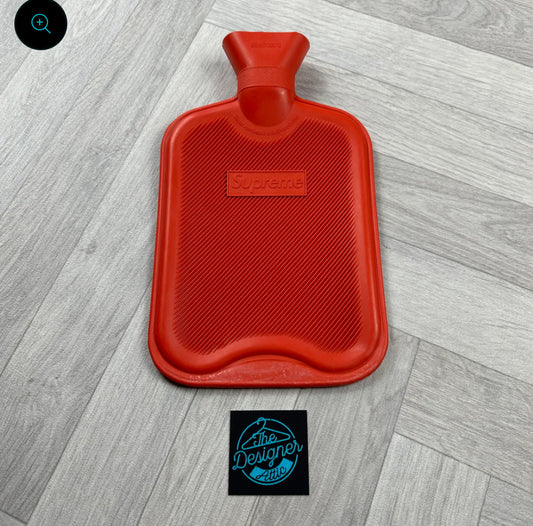 Supreme - Hot water bottle