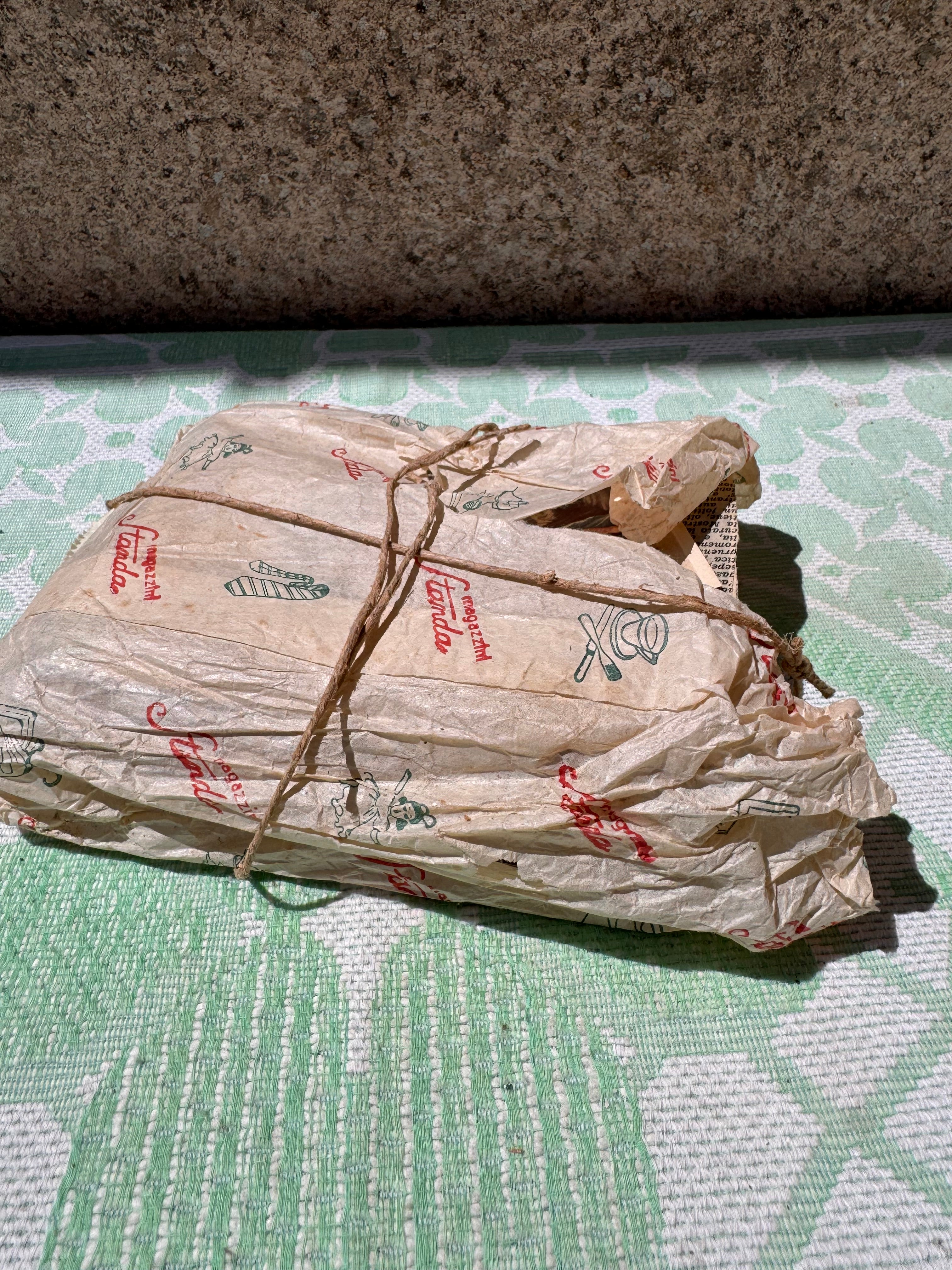 Huge collection of 1950s / earlier Italian Postcards