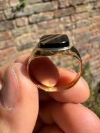 Lot 10: 9ct Gold Onyx Ring (Estimate £90-160)