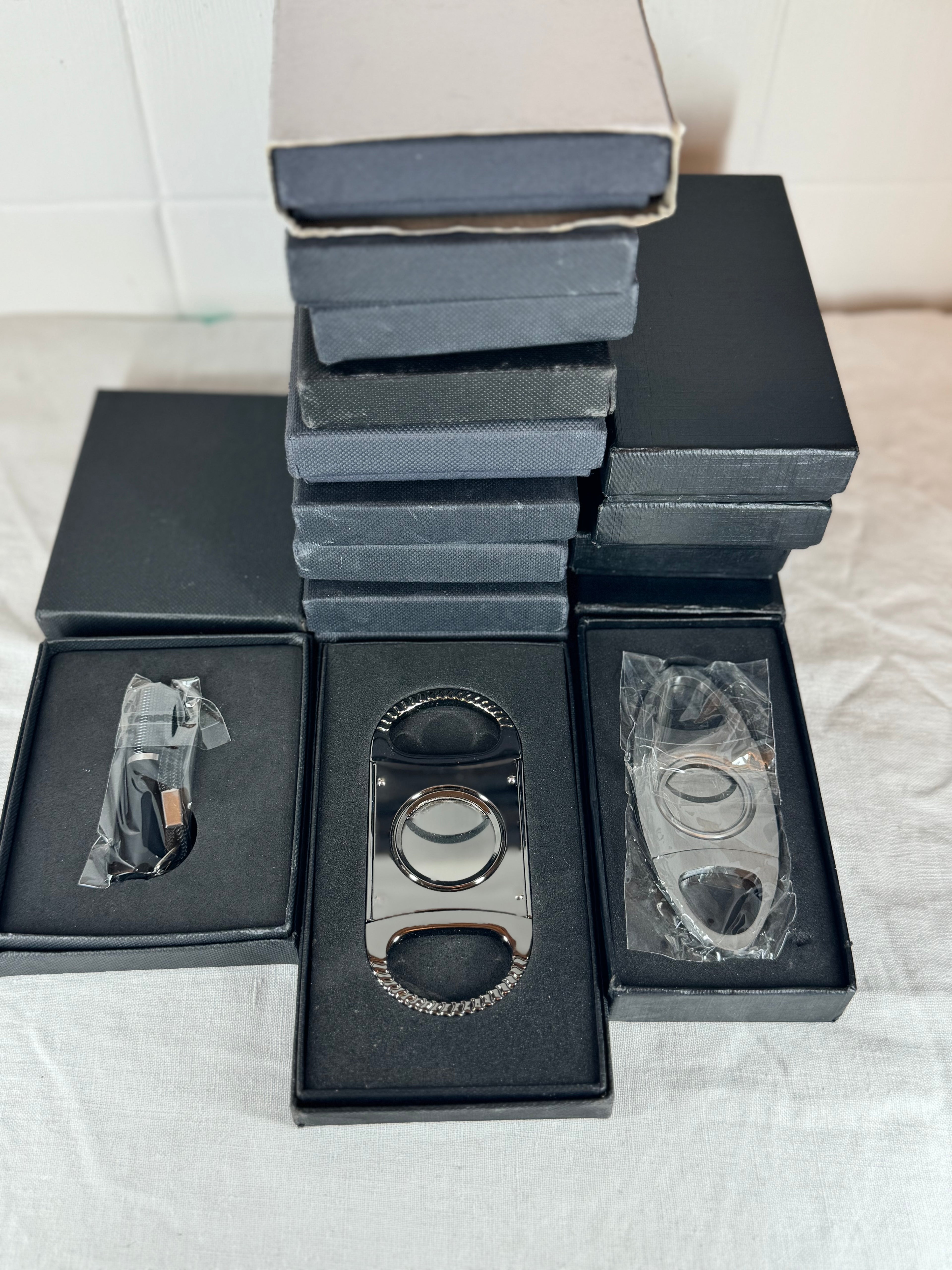 Joblot Cigar piercers and cutters NEW