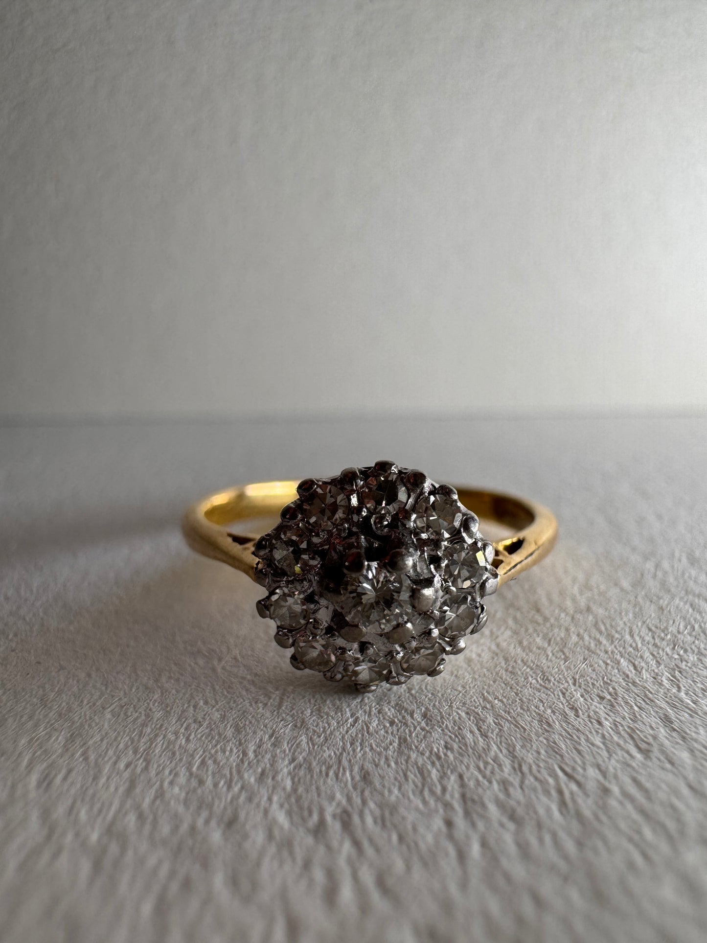 18ct Yellow Gold Diamond Cluster Ring