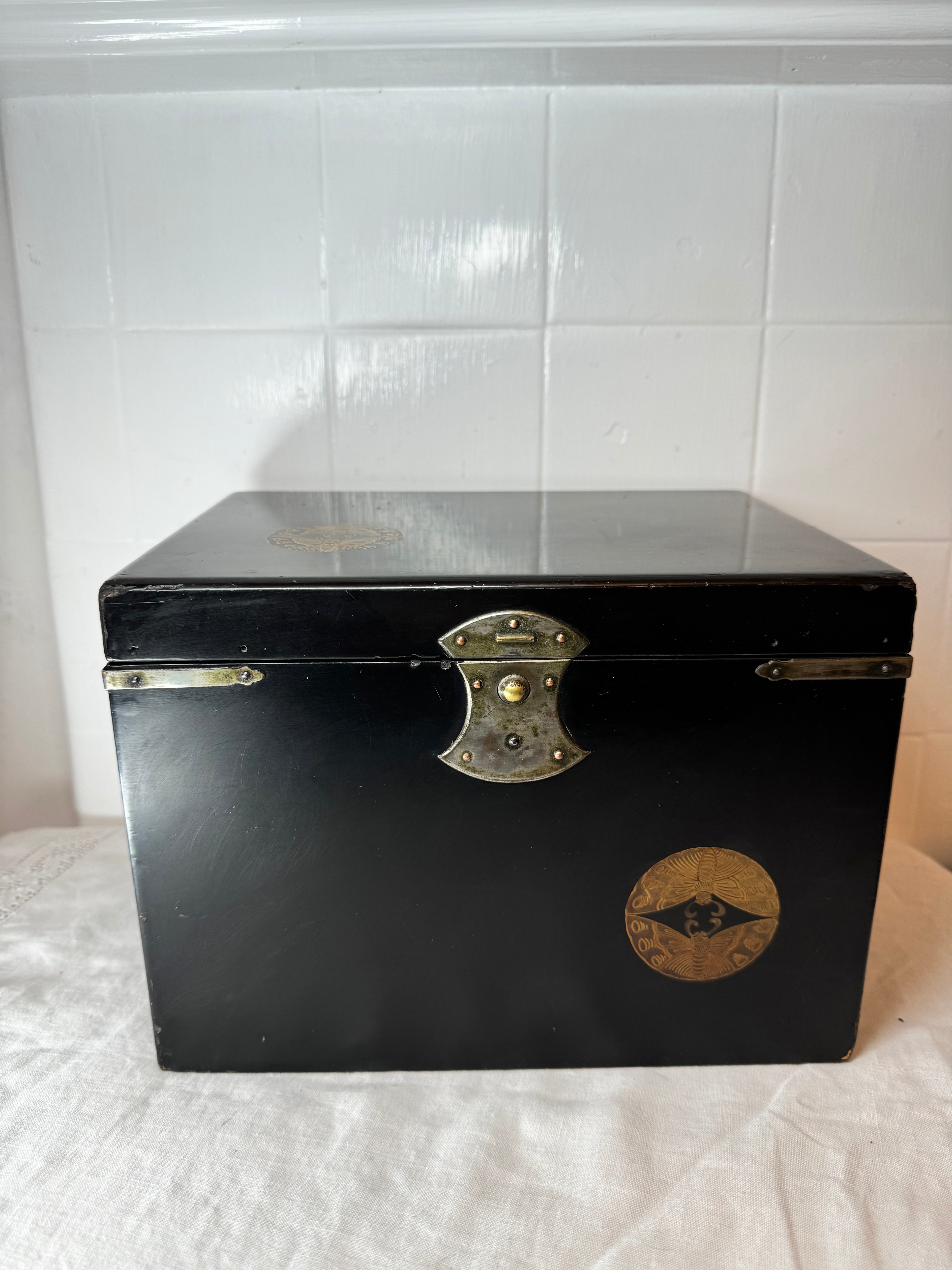 Exquisite Japanese Meiji Period Black Lacquered Keep-safe / Jewellery box Circa 1868-1909 RARE