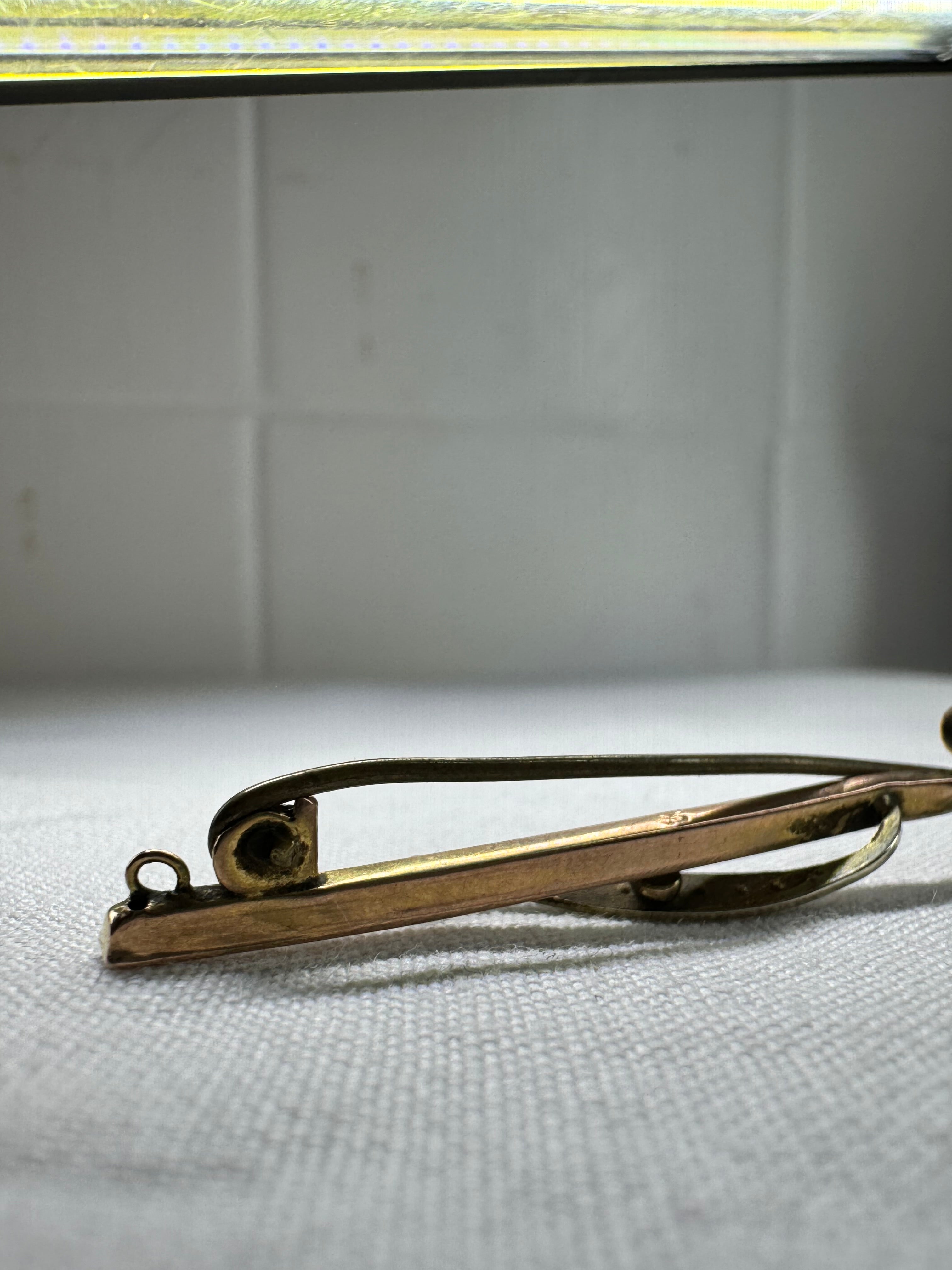 Vintage 9ct Rose Gold Pearl Broach