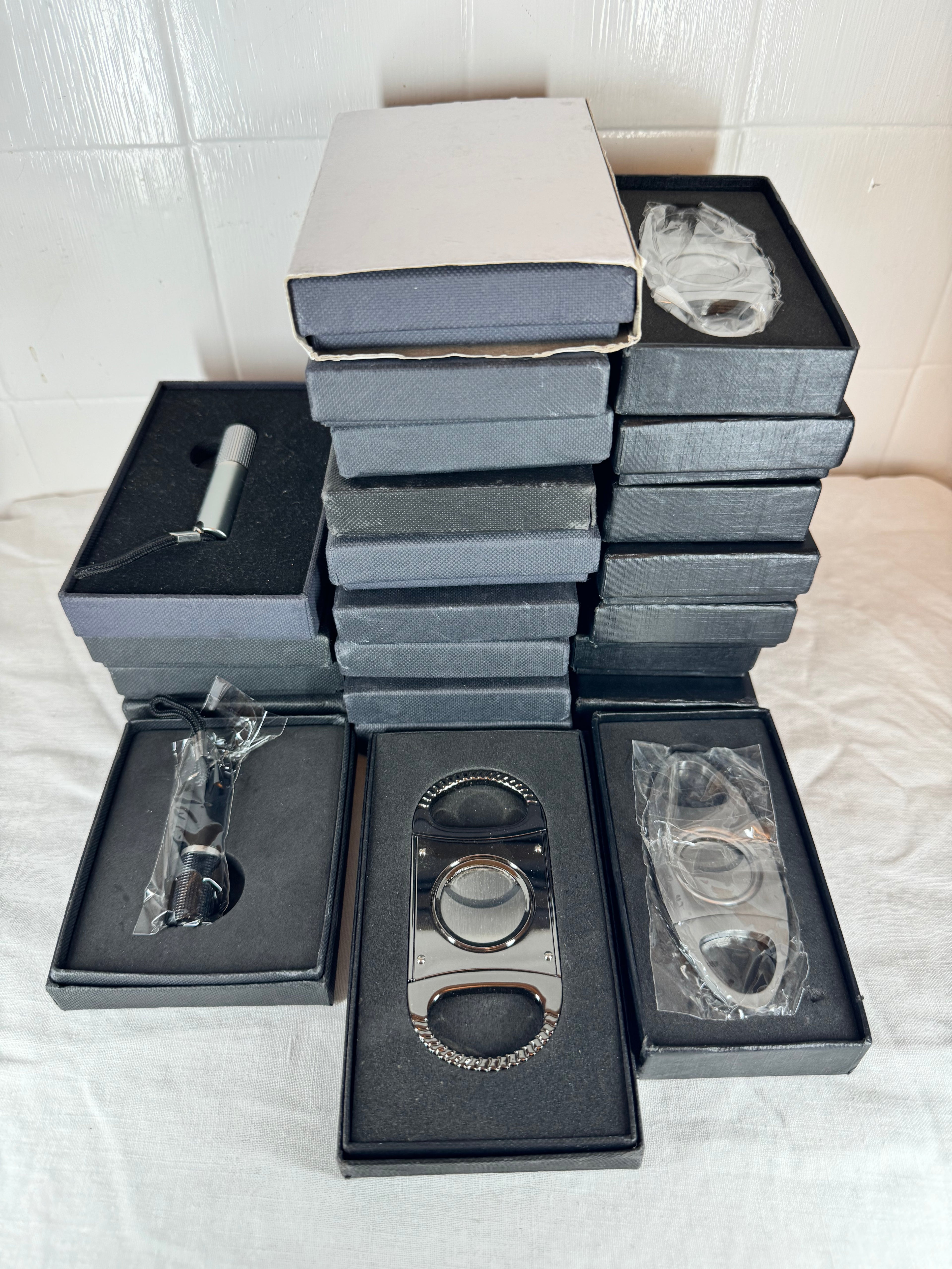 Joblot Cigar piercers and cutters NEW