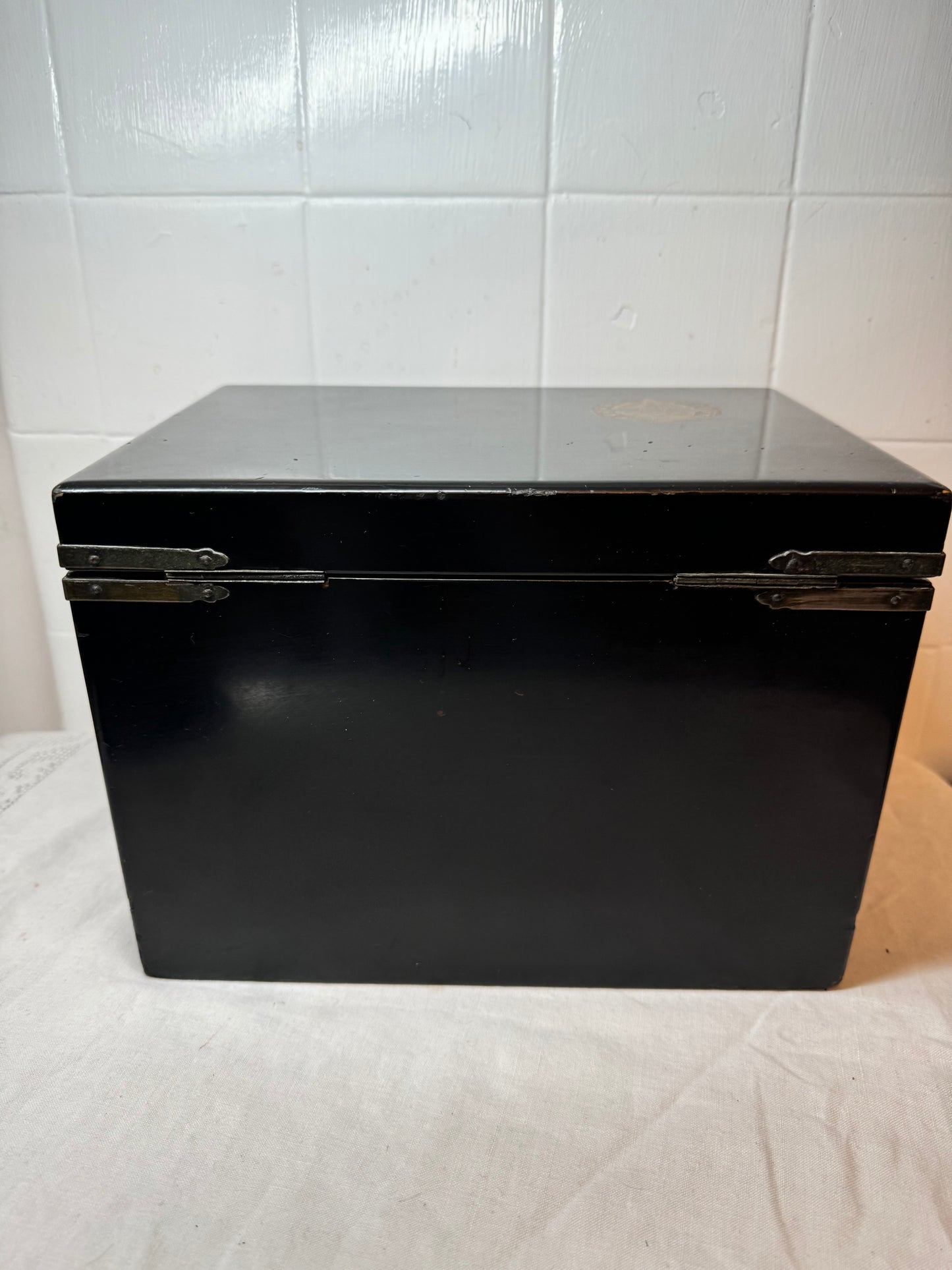 Exquisite Japanese Meiji Period Black Lacquered Keep-safe / Jewellery box Circa 1868-1909 RARE