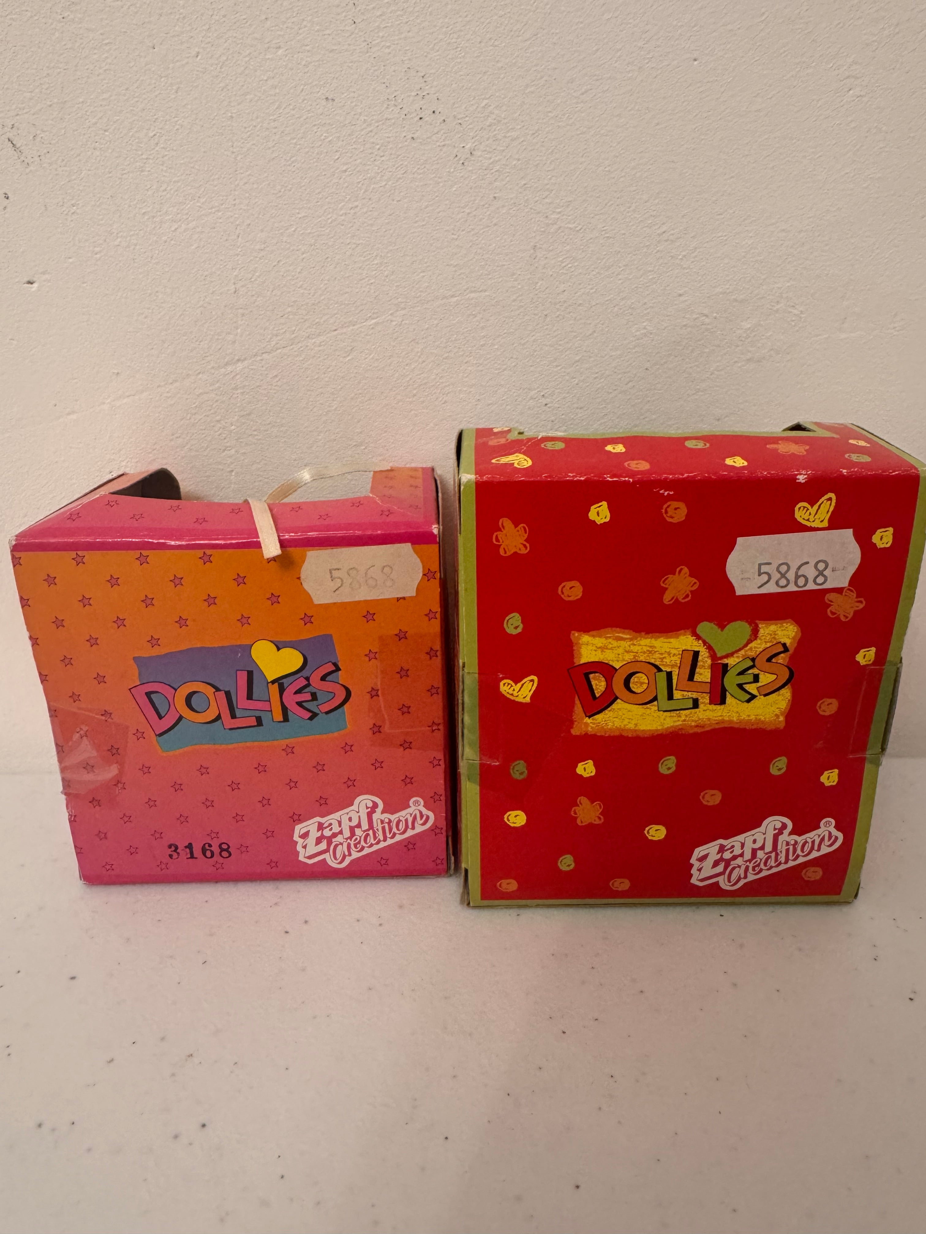 Lot 11: Vintage Mini Dollie’s Dolls x 2 (Estimate £15-30)