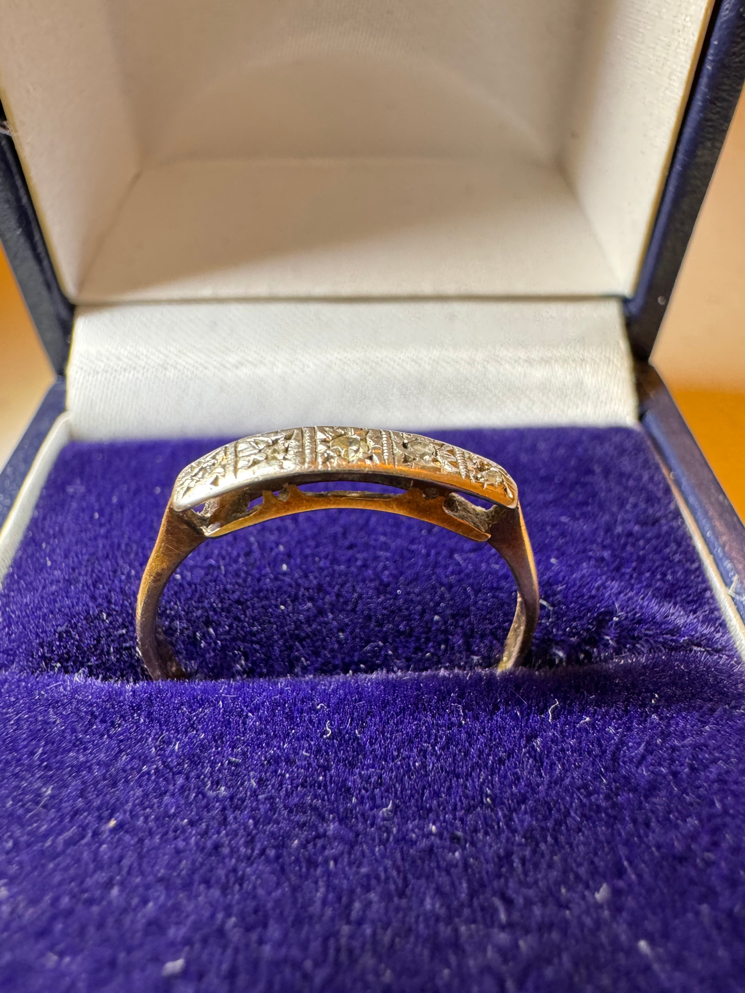 18ct Yellow Gold Platinum Diamond Solitaire Ring