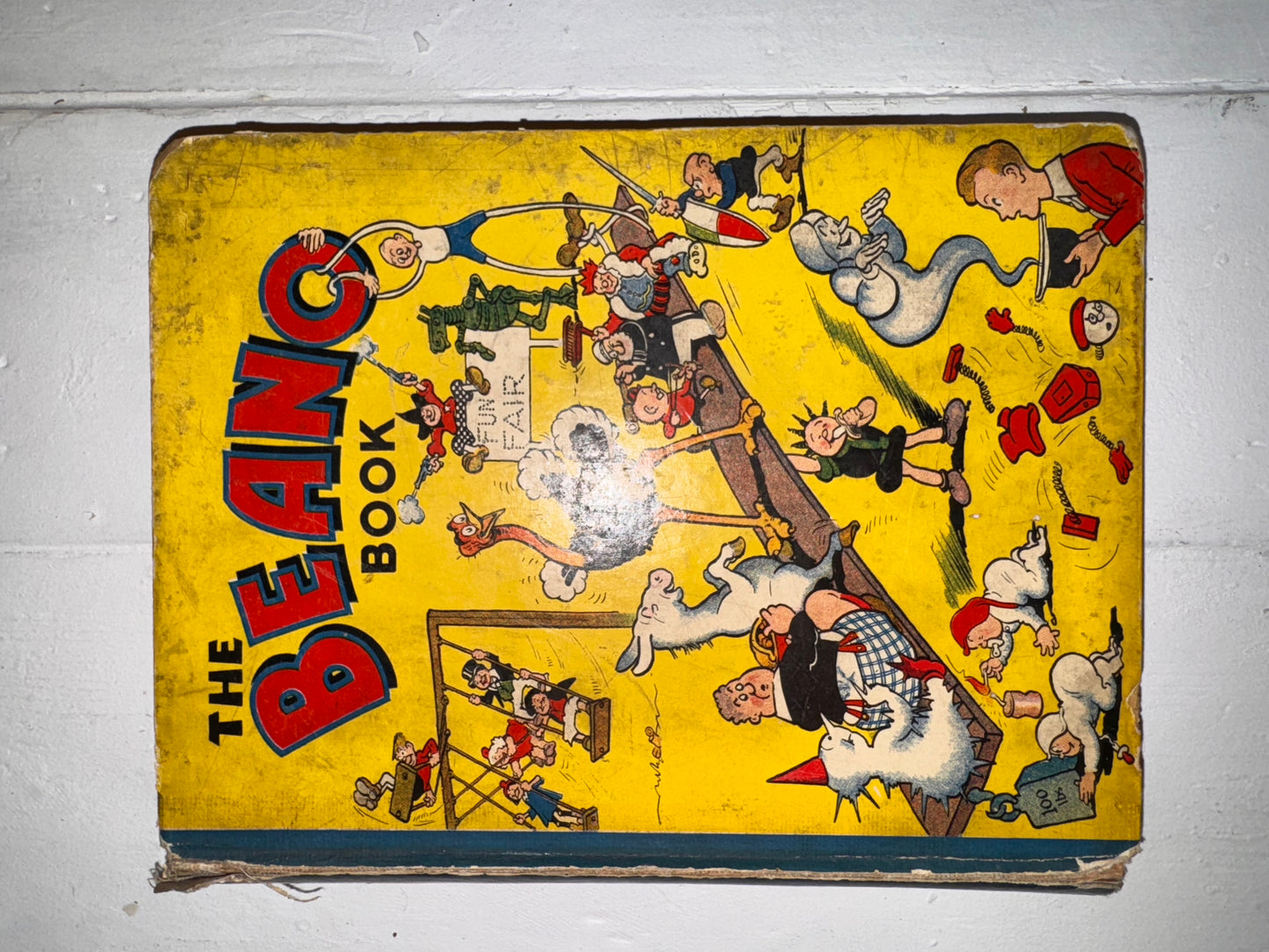 Lot 3: Rare 1940 First Edition Beano Book No. 1 – The Birth of a British Comic Icon (Estimate £3000-4000)