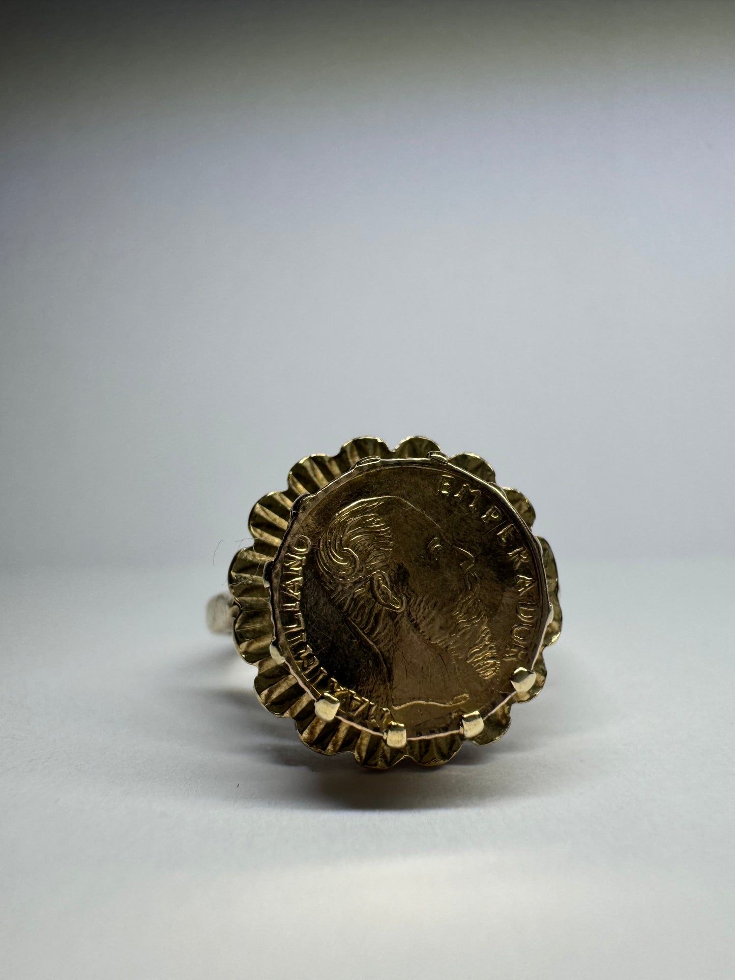 Vintage 9ct Yellow Gold Maximiliano Emperador Mexico Signet Ring 1865