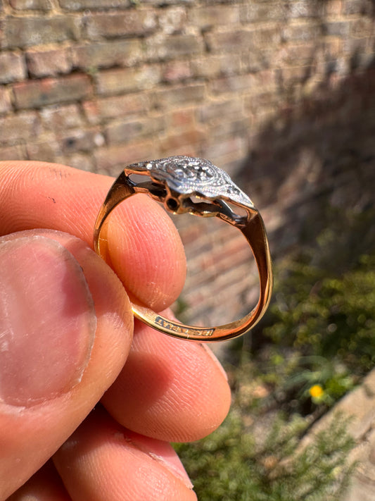 Lot 15: Antique 18ct Yellow Gold Platinum Diamond Ring (Estimate £80-120)