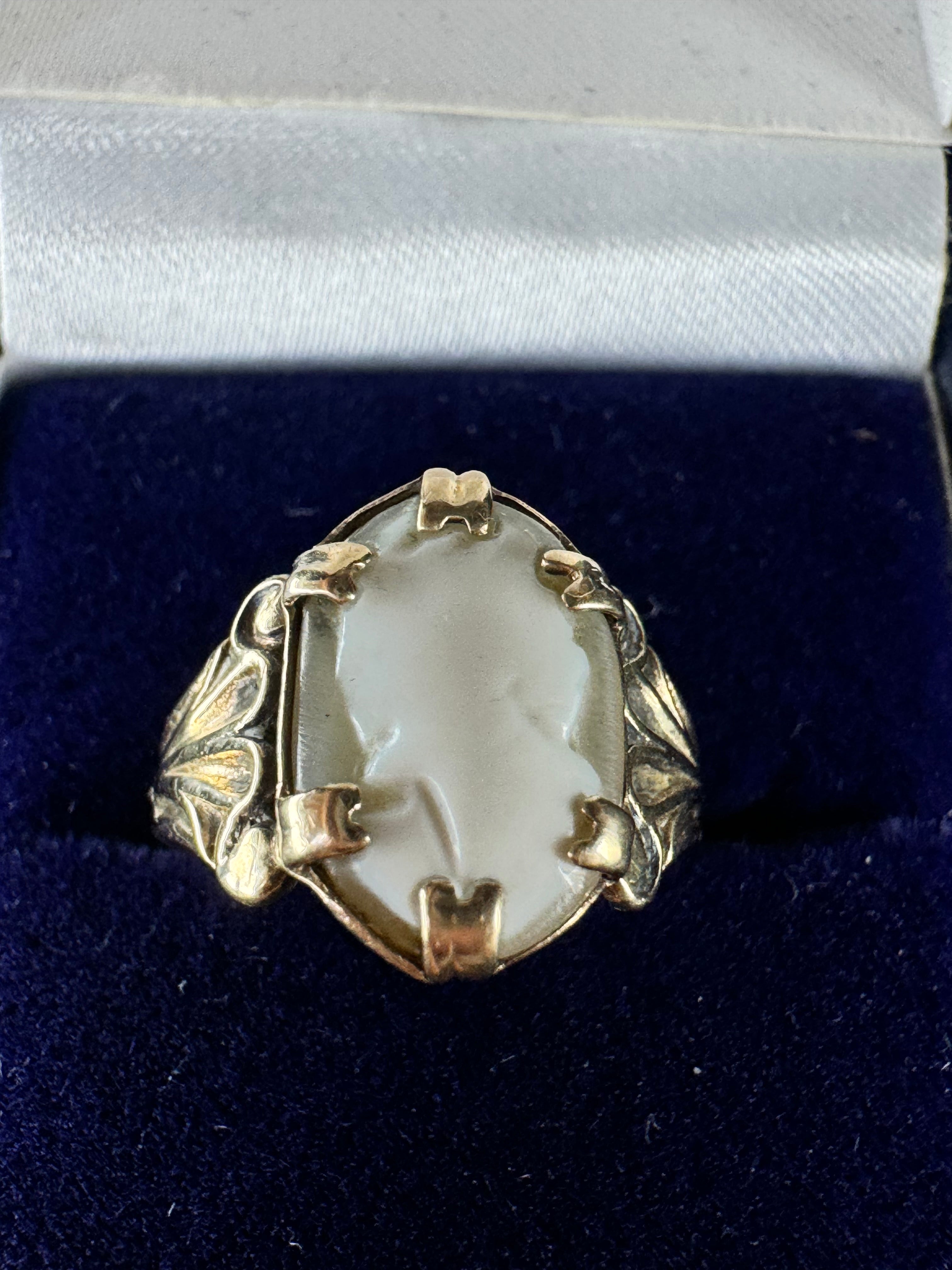 9ct Yellow Gold Cameo Ring