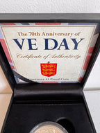 Lot 30: The 70th Anniversary of
VE DAY Certificate of Authenticity
Guernsey £5 Proof Coin (Estimate £25-40)