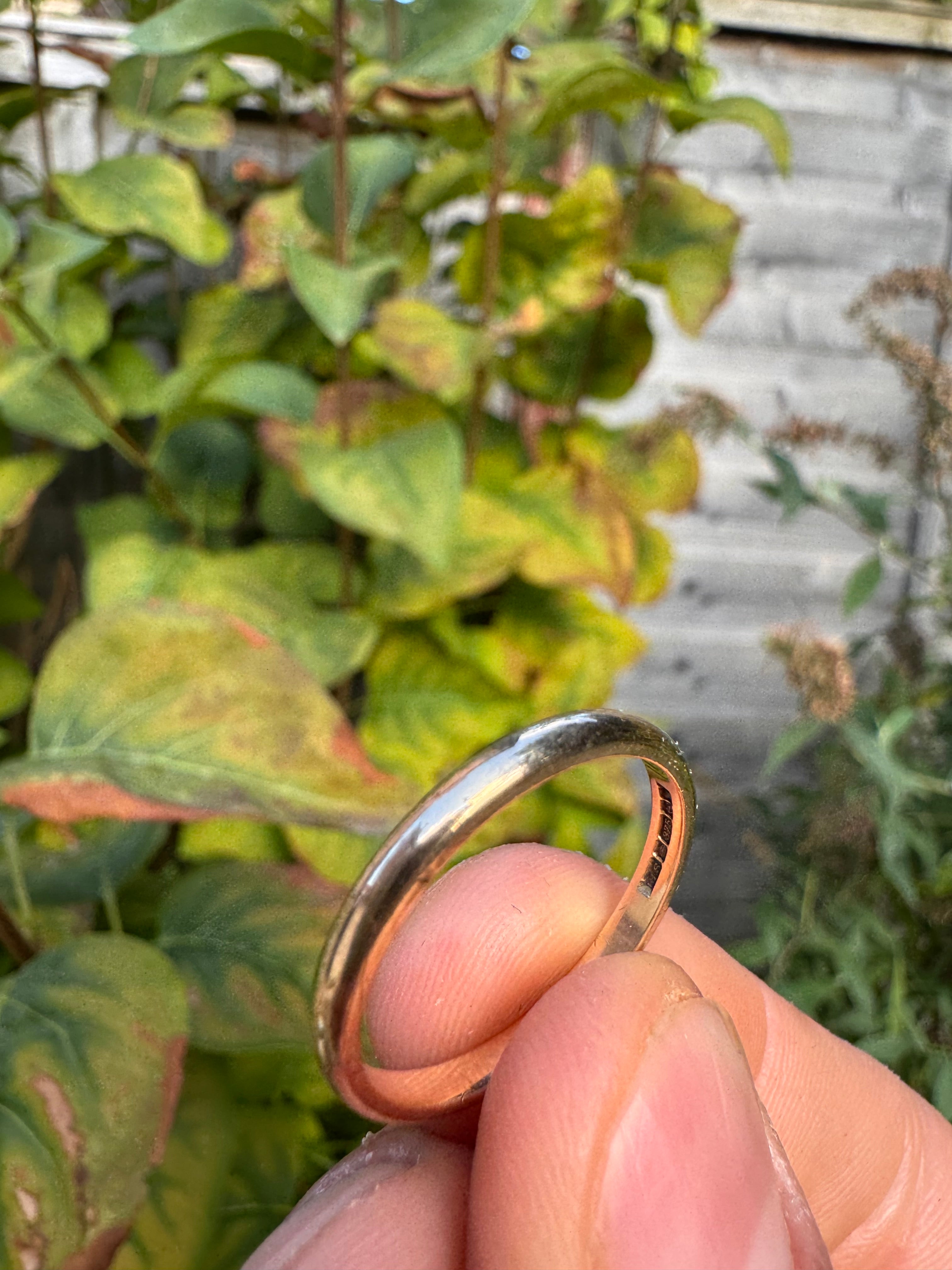 9ct Wedding Band Slim Yellow Gold Ring