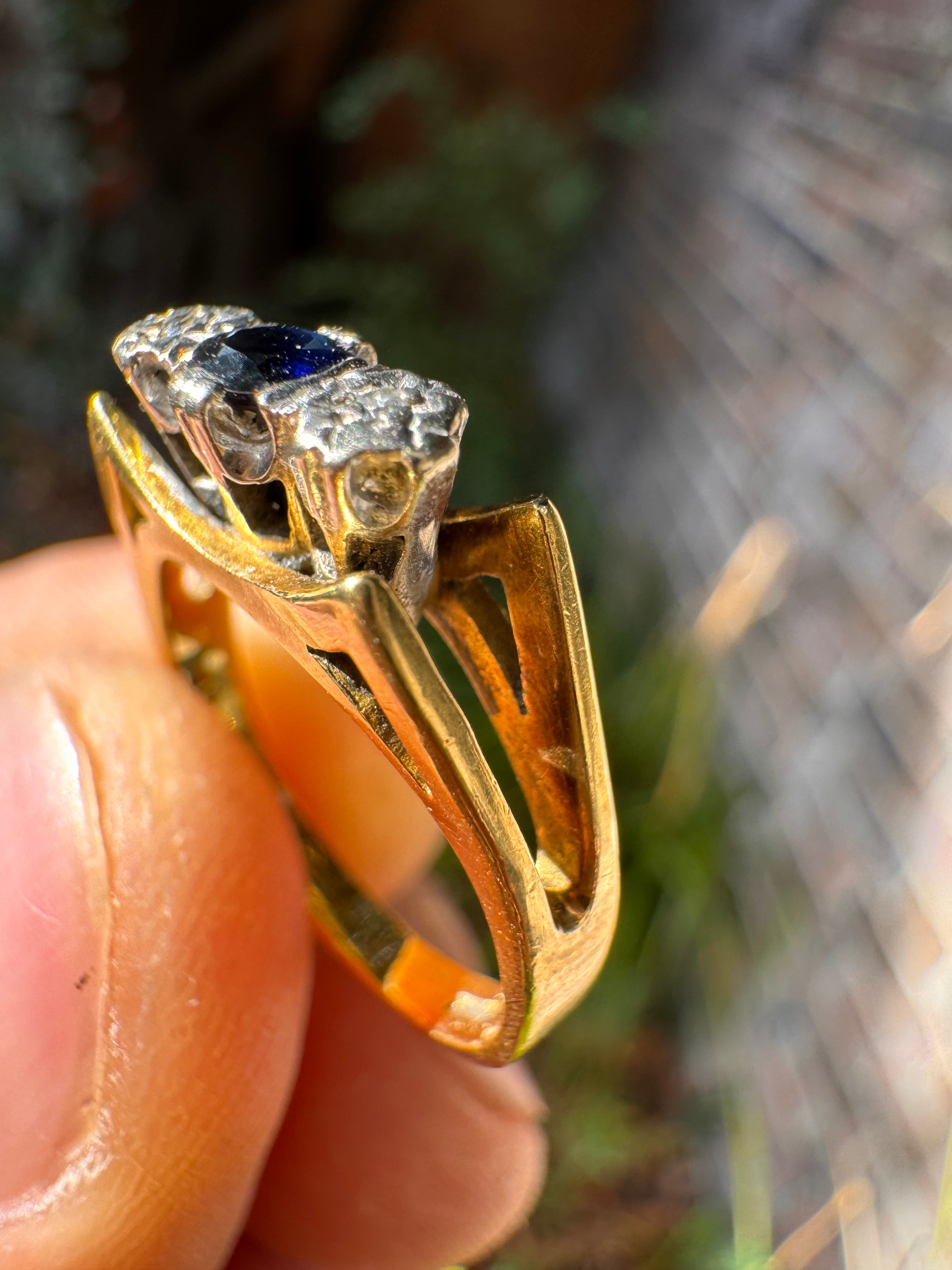 18ct Yellow Gold Sapphire Ring Art Deco