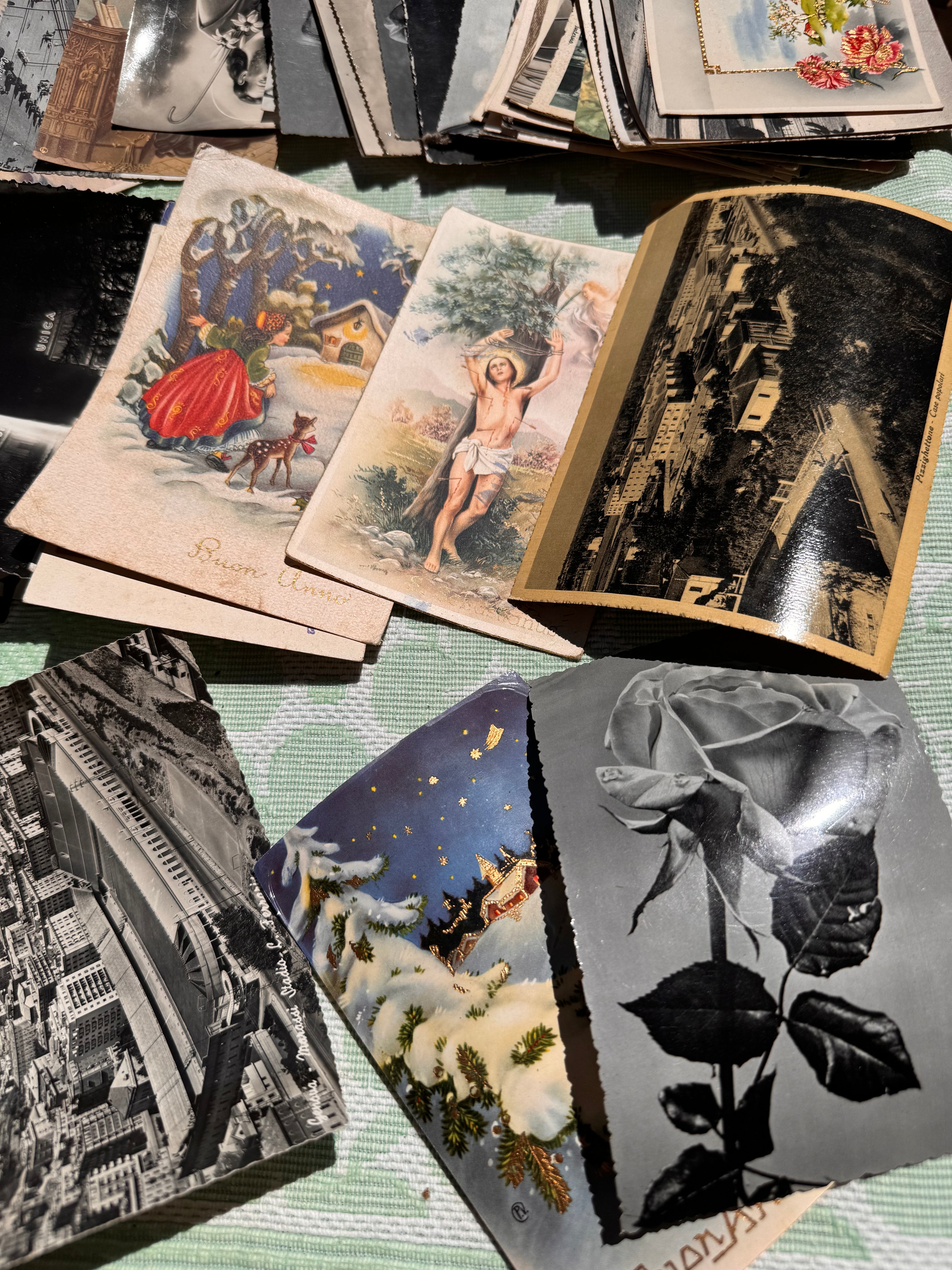 Huge collection of 1950s / earlier Italian Postcards