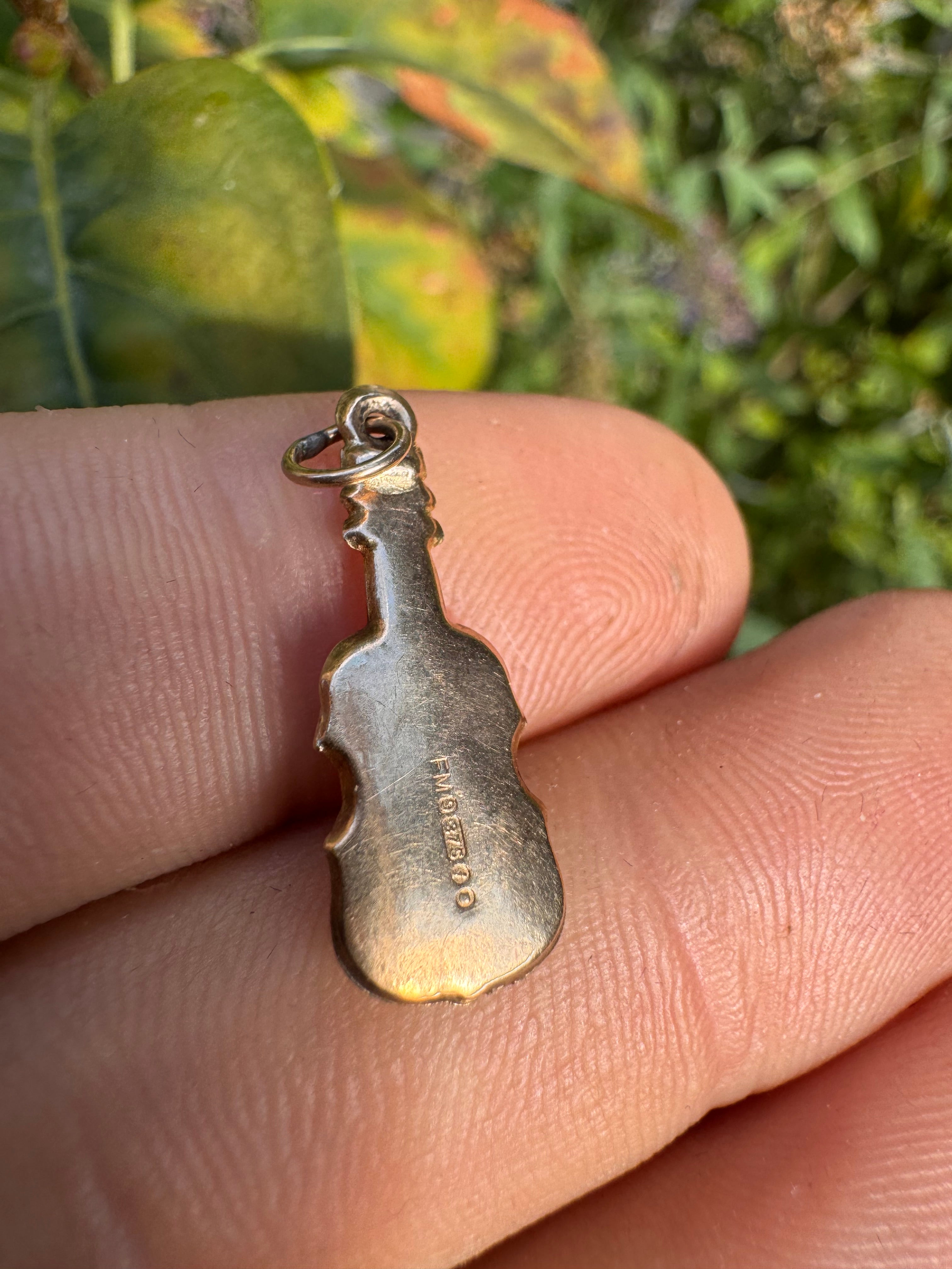 9ct Violin pendant