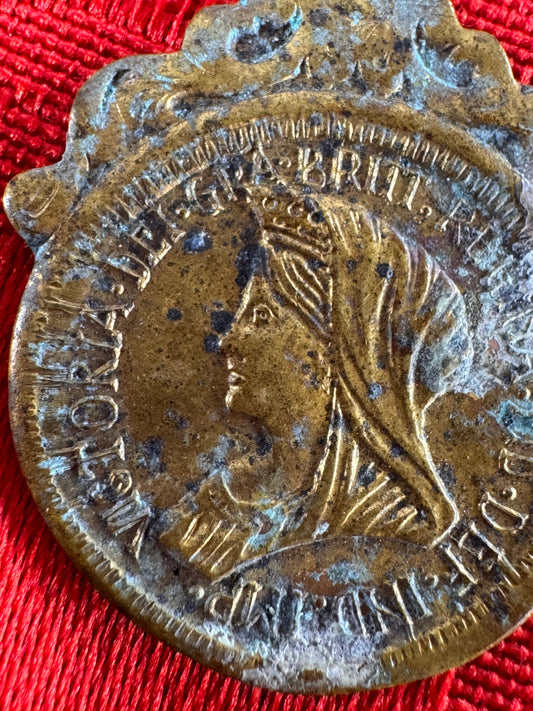 Old Queen Victoria Pendant
