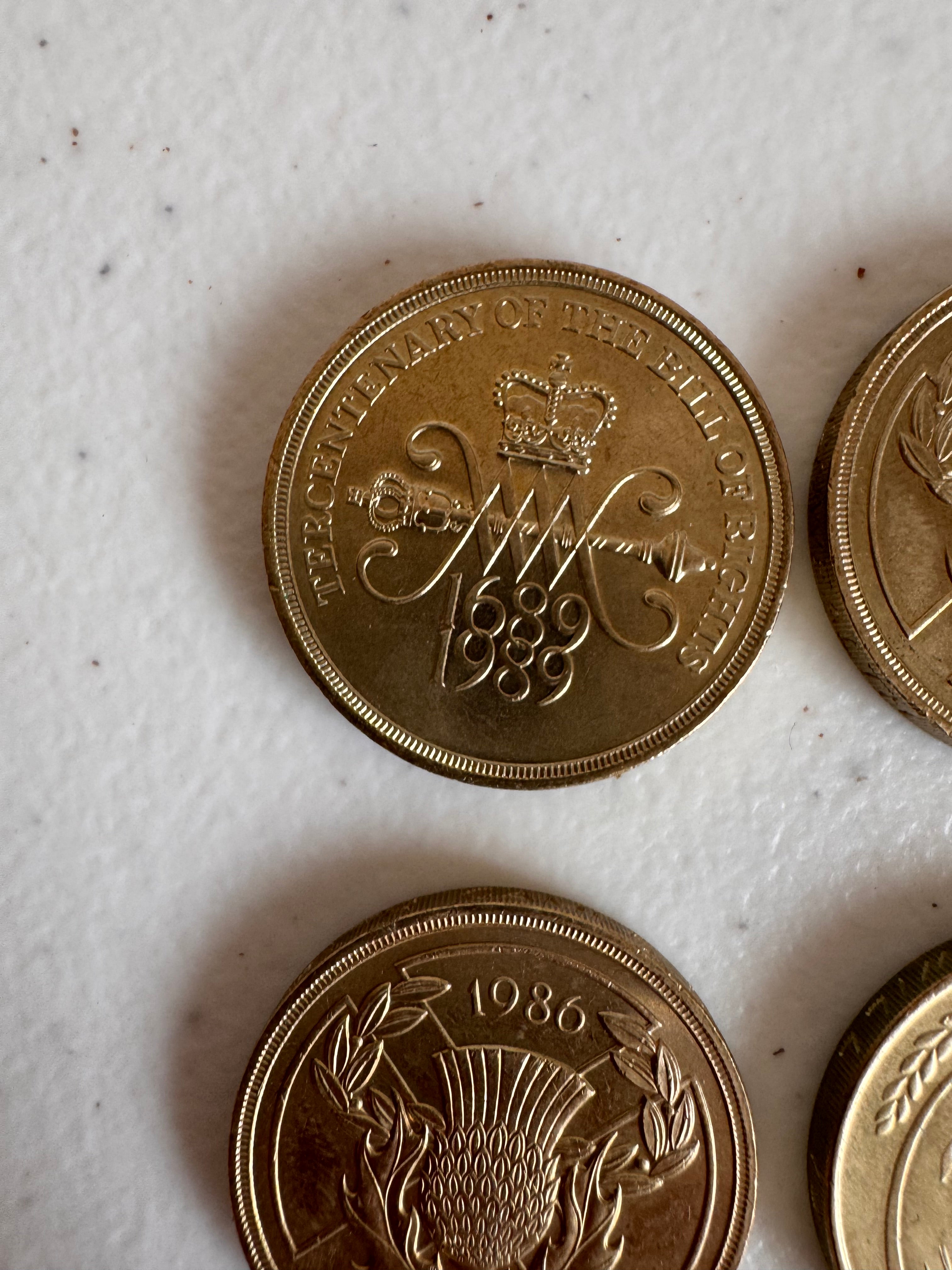 Lot 39: Rare discontinued £2 coins x 4 (Estimate £5-20)