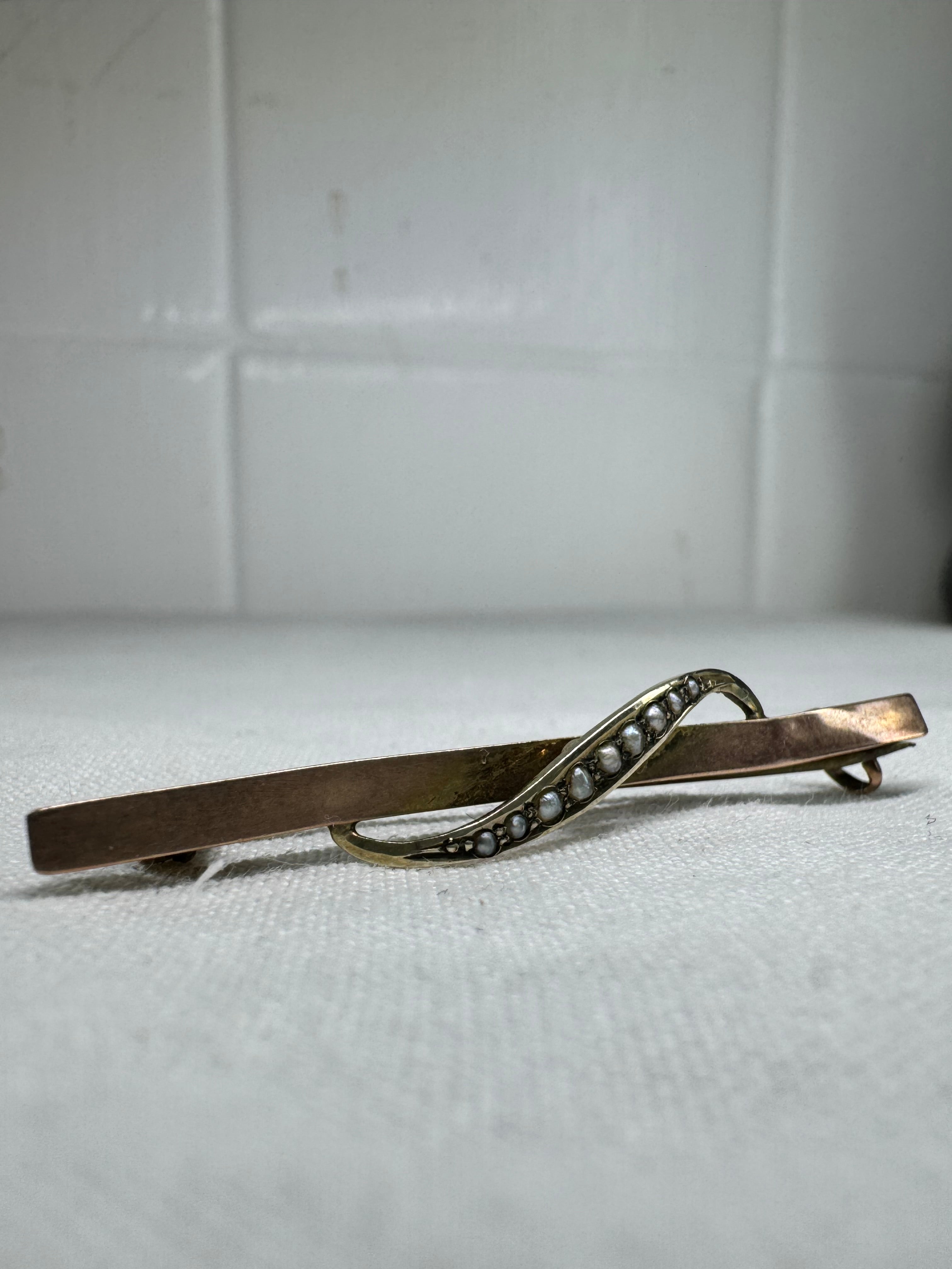 Vintage 9ct Rose Gold Pearl Broach