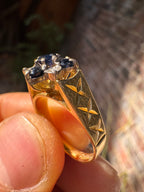 18ct Yellow Gold Sapphire Diamond Ring