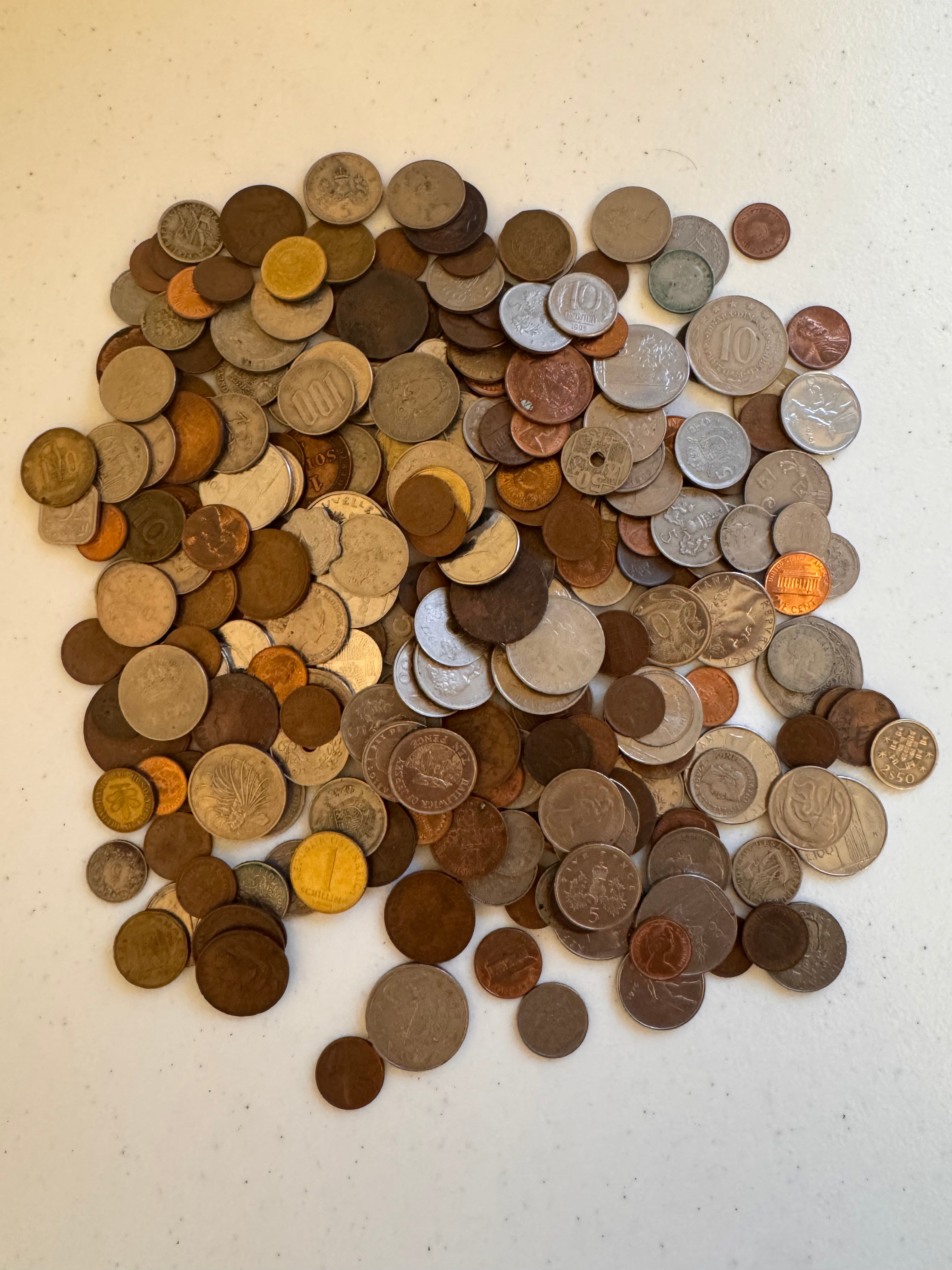 Lot 60: Random coins (Estimate £10-20)
