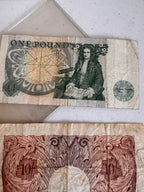 Lot 25: English old notes x 3 (Estimate £5-20)