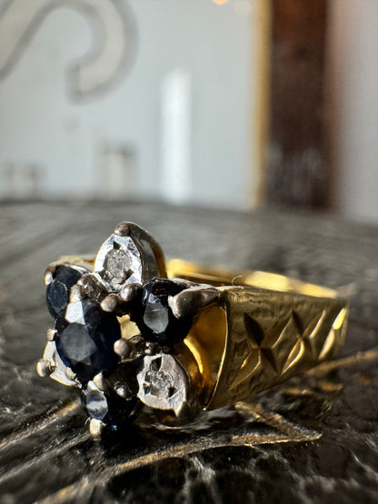 Vintage 9ct Sapphire Diamond Flower Ring
