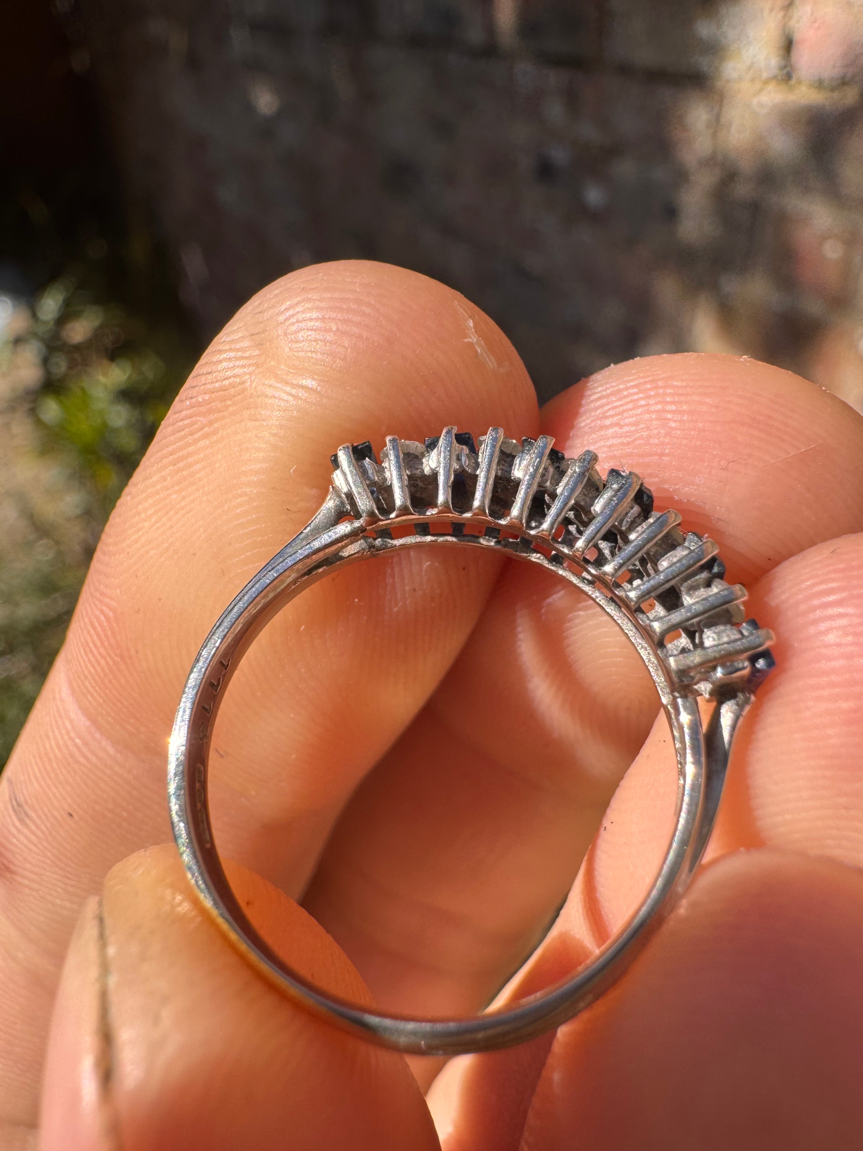 18ct White Gold Diamond and Sapphire Ring