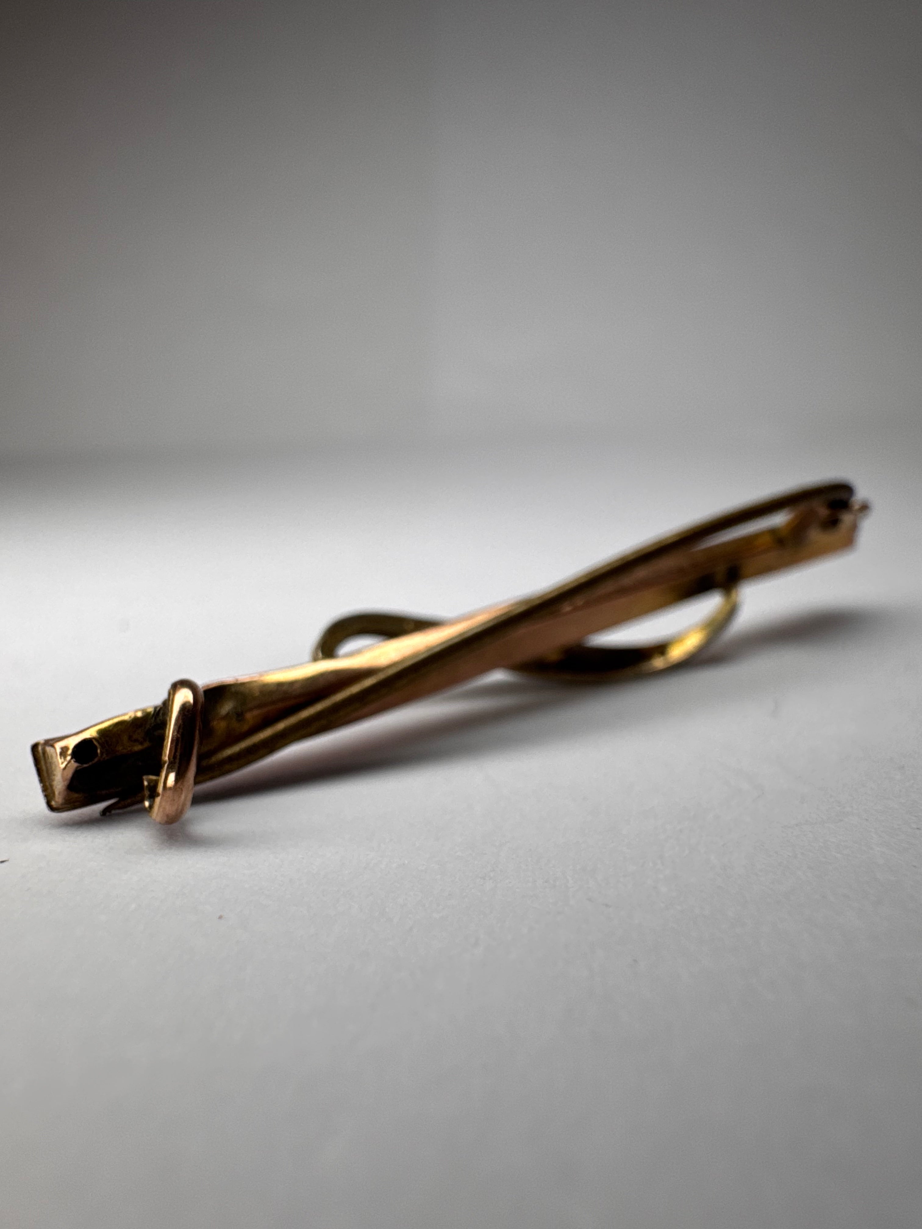 9ct Rose Gold Pearl Broach