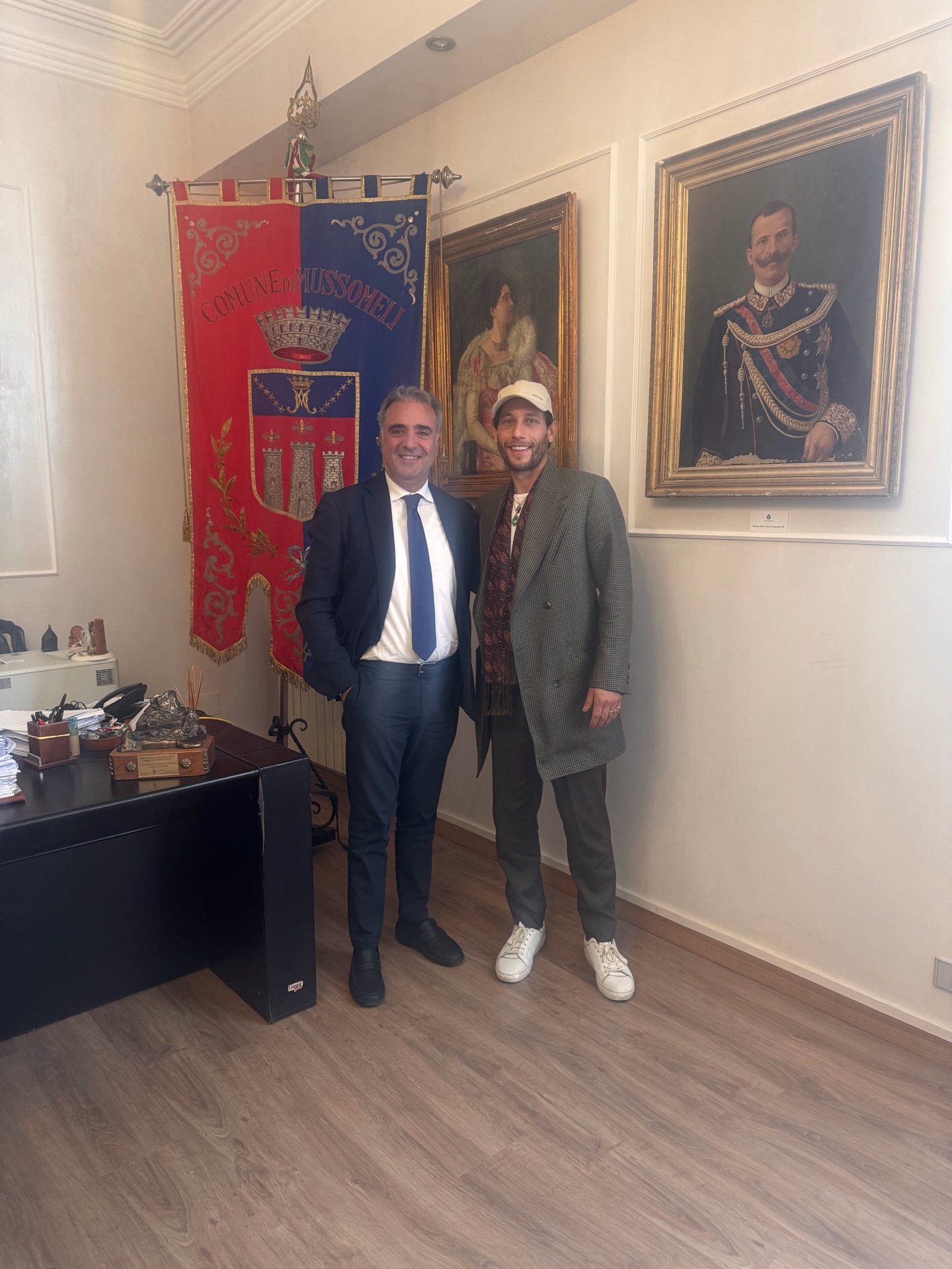 George with the Mayor of Mussomeli — Sicily’s community hub